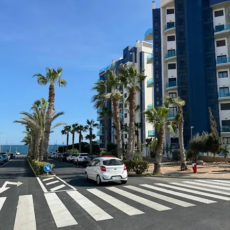 Punta Prima Casa Five * Торевьиа