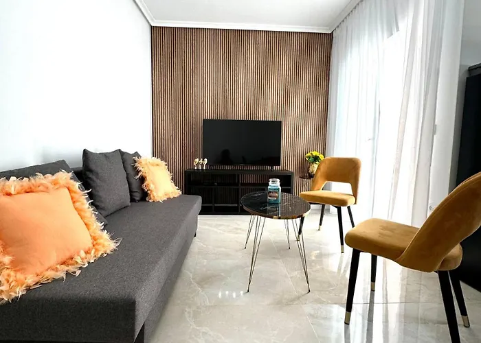 Punta Prima Casa Five